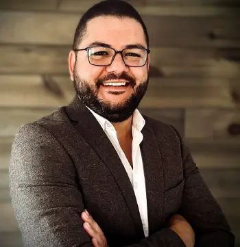 Hocine Adjiri, Team Leader
