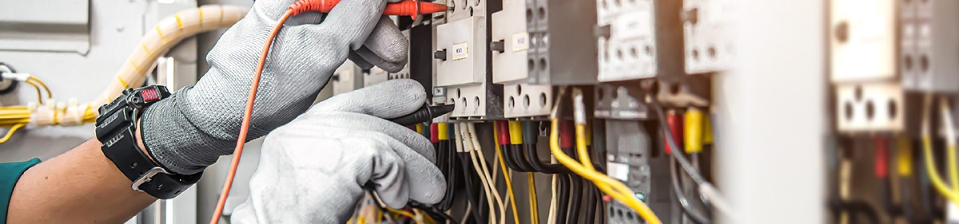 Changing A Plug In A Data Center Isn't A $300 Job